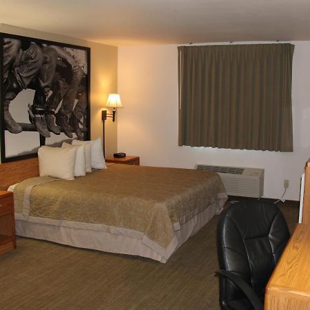 Homestead Inn And Suites Hardin Exteriör bild