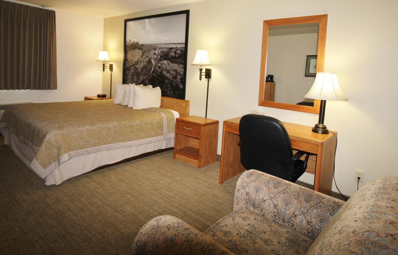 Homestead Inn And Suites Hardin Exteriör bild