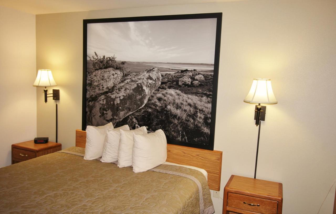 Homestead Inn And Suites Hardin Exteriör bild