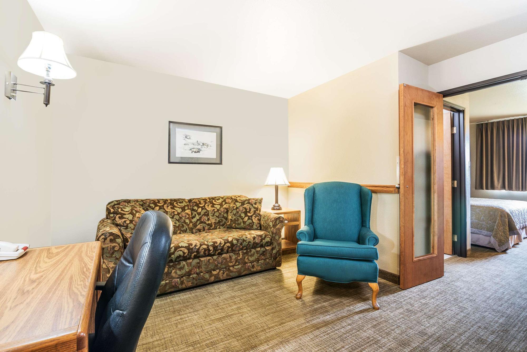 Homestead Inn And Suites Hardin Exteriör bild