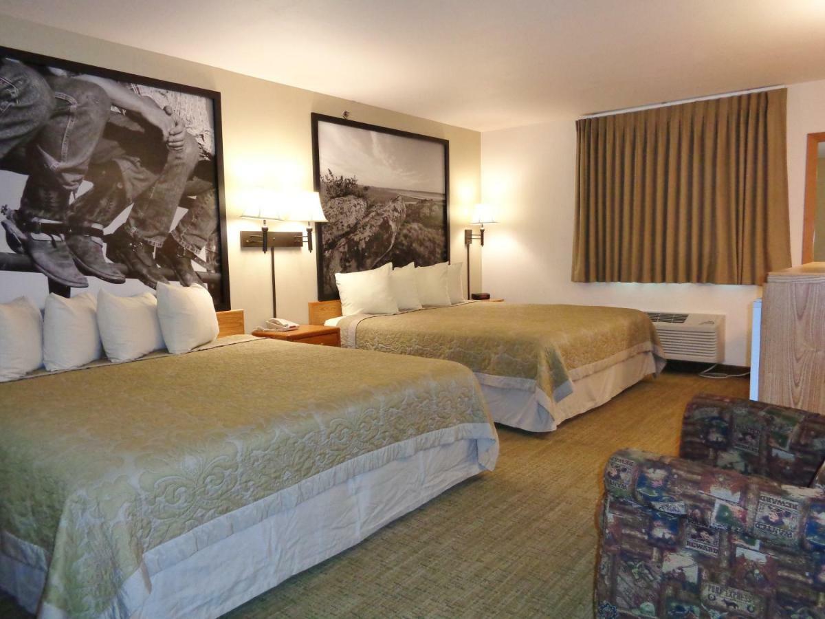 Homestead Inn And Suites Hardin Exteriör bild