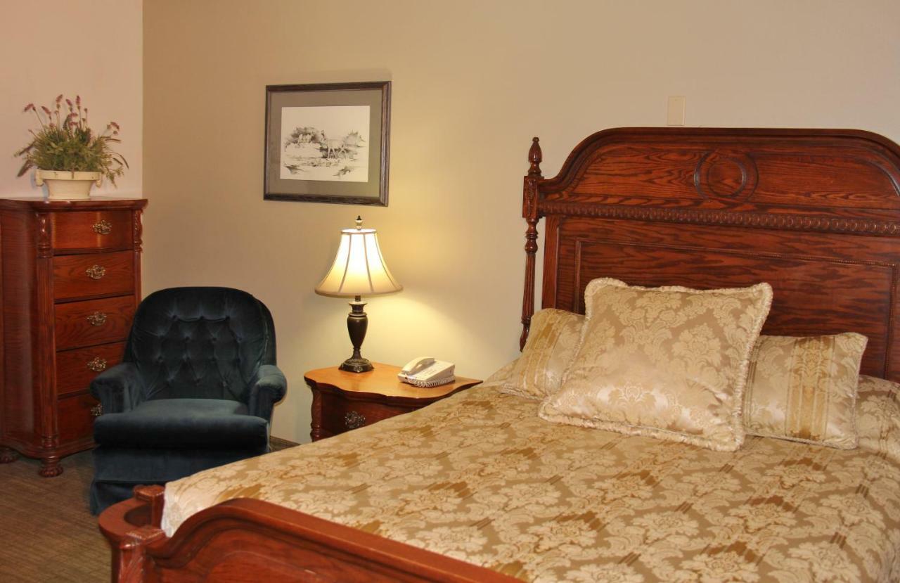 Homestead Inn And Suites Hardin Exteriör bild